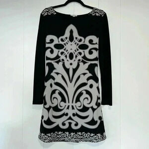 Adore Black And White Long Sleeve Dress C8